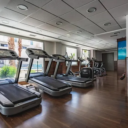 Moderno Con Piscinas,gimnasio En Mijas Malaga