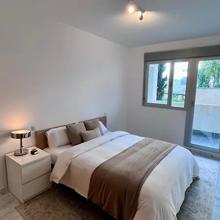 Apartment Moderno Con Piscinas,gimnasio En Mijas *