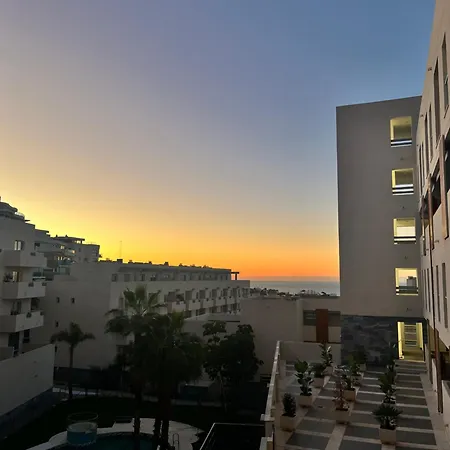 Apartment Moderno Con Piscinas,gimnasio En Mijas Malaga