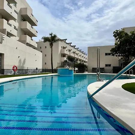 Apartment Moderno Con Piscinas,gimnasio En Mijas