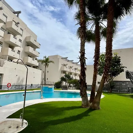 Moderno Con Piscinas,gimnasio En Mijas * Malaga