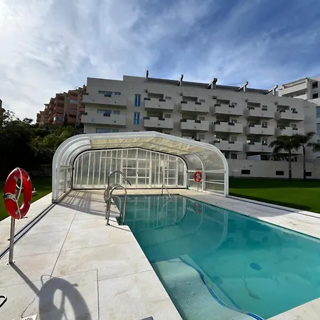 Apartment Moderno Con Piscinas,gimnasio En Mijas