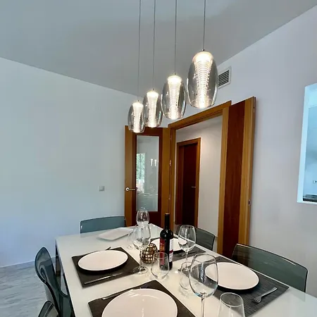 Moderno Con Piscinas,gimnasio En Mijas * Malaga
